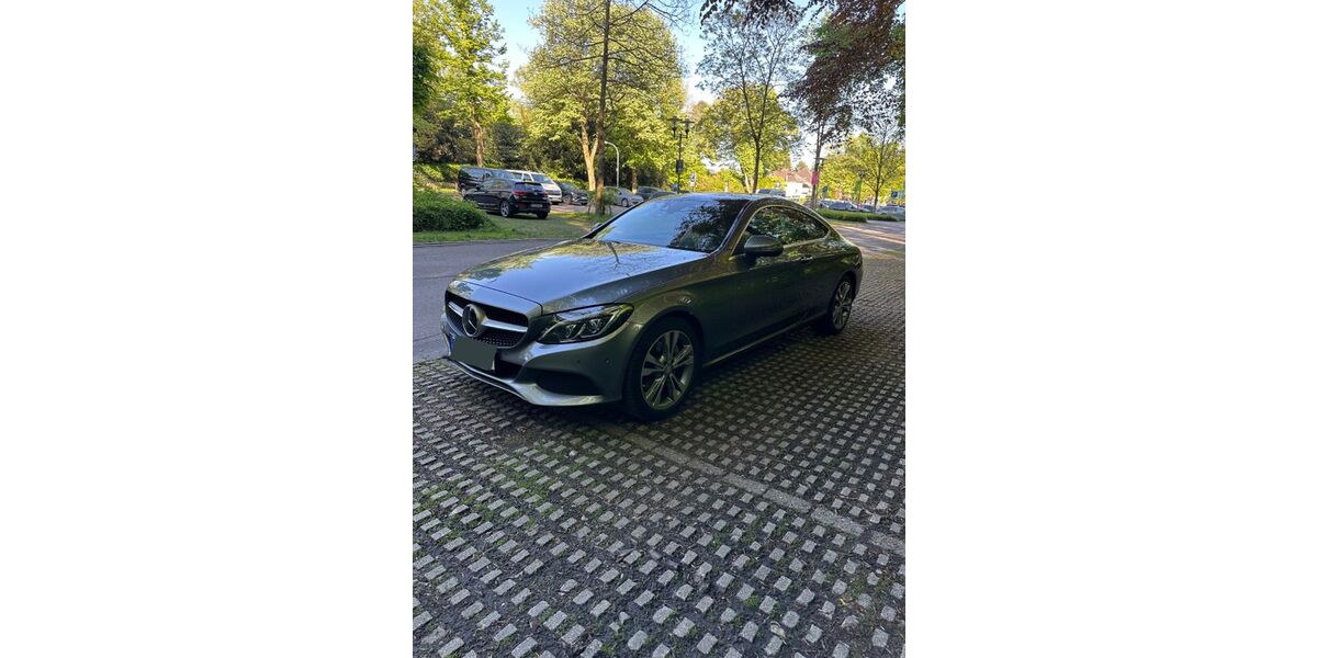 Mercedes-Benz C 250 88.000 km 25.500 &euro; Recklinghausen 45657