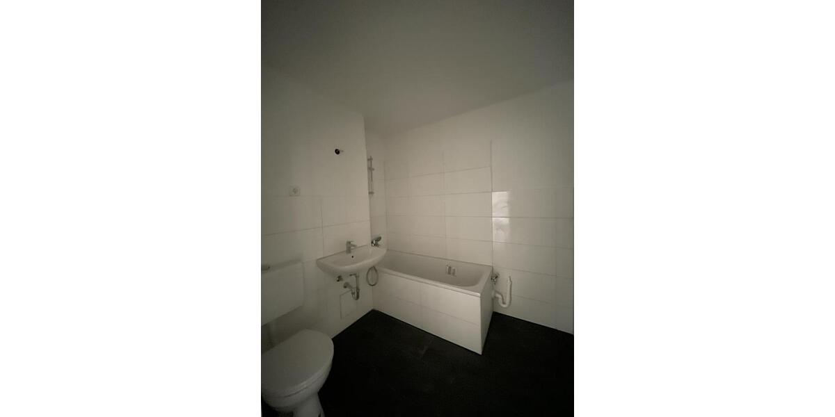 Etagenwohnung Ratingen Tiefenbroich - 2 Zimmer, 65 m&sup2;, 709&euro; | Angebot:24983370