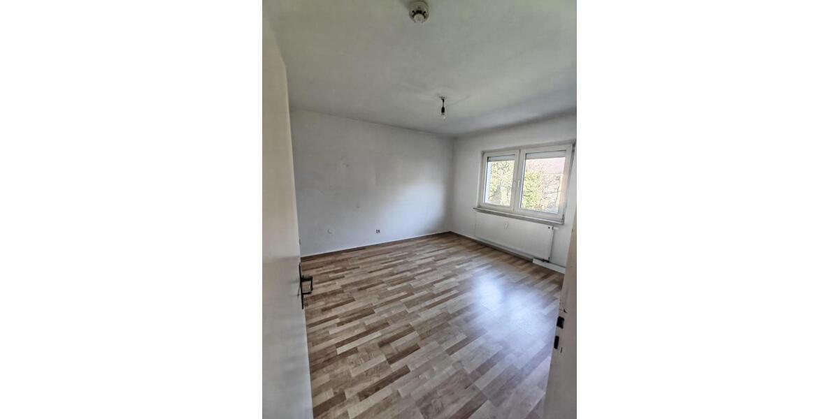 Etagenwohnung Essen Stadtbezirk III - 3 Zimmer, 64 m&sup2;, 575&euro; | Angebot:25375371