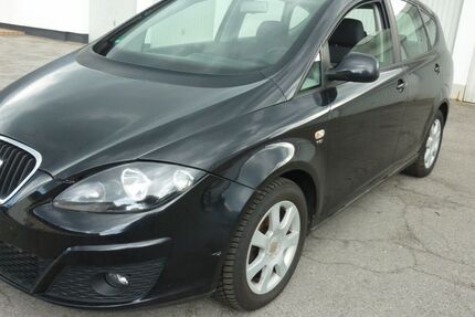Seat Altea 112.000 km 4.300 € Essen 45144