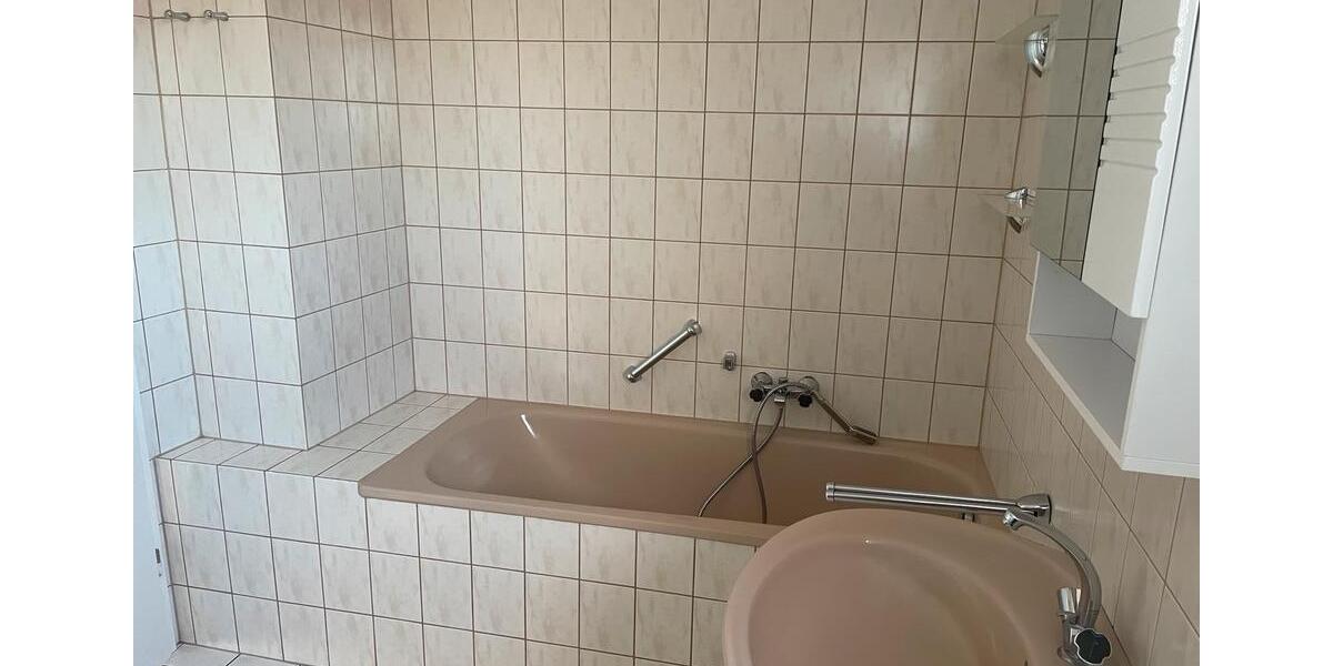 Dachgeschoßwohnung Marl Alt-Marl - 4 Zimmer, 98 m&sup2;, 1.260&euro; | Angebot:26355302