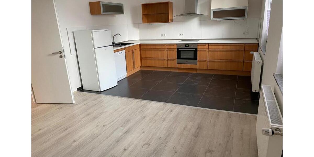 Renovierte Wohnung Stadtmitte WG-Geeignet 5 zimmer