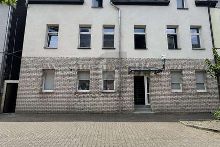 Haus Gelsenkirchen Ückendorf - 12 Zimmer, 319 m&sup2;, 435.000&euro; | Angebot:27151612