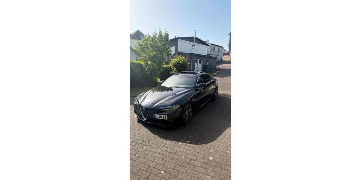 Alfa Romeo Giulia 120.000 km 21.000 &euro; Wuppertal 42103