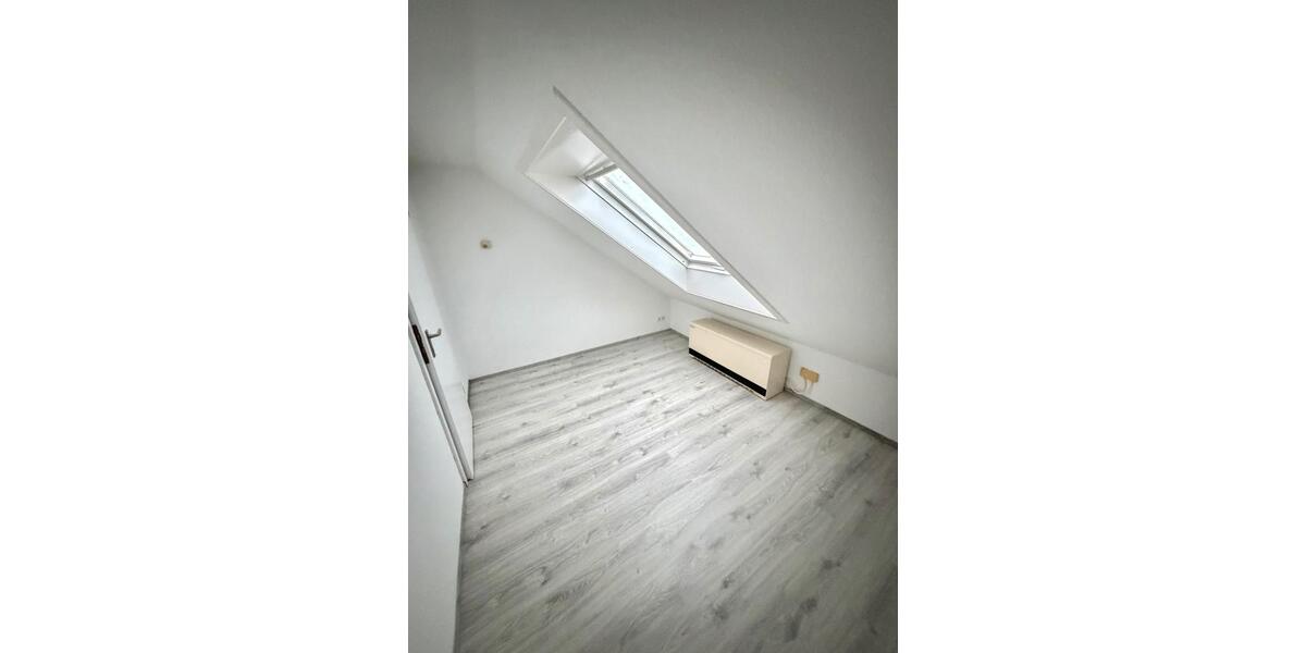 Exklusive 5-Zimmer-Dachgeschosswohnung 5 zimmer