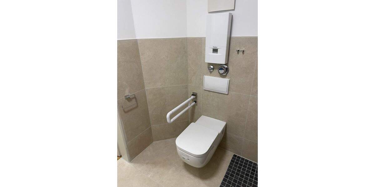 Hochwertige, renovierte Seniorenwohnung inkl. Küche in Dortmund Huckarde 2 zimmer