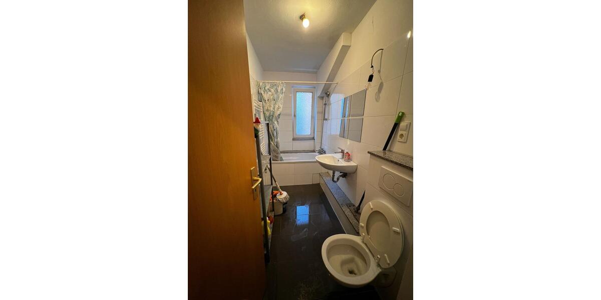 Etagenwohnung Bochum Wiemelhausen - 2 Zimmer, 80 m&sup2;, 550&euro; | Angebot:25216057