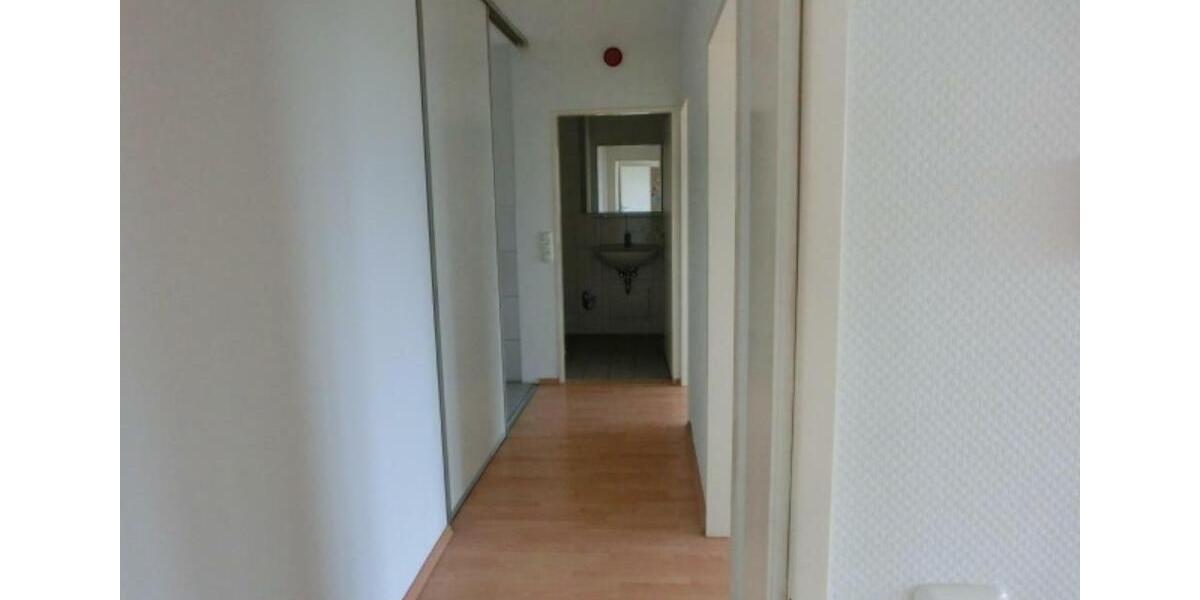 Barrierearm: 3 Zimmer-Wohnung mit Balkon und Traumaussicht!!! 3 zimmer