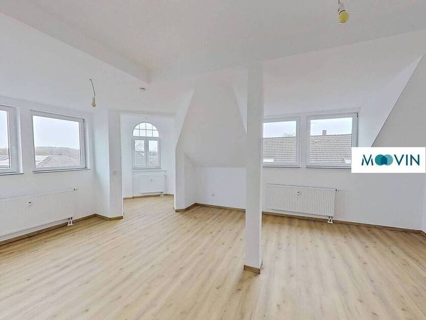 Bezaubernde und frisch modernisierte 3-Zimmer-AltbauWohnung mit Tageslichtbad