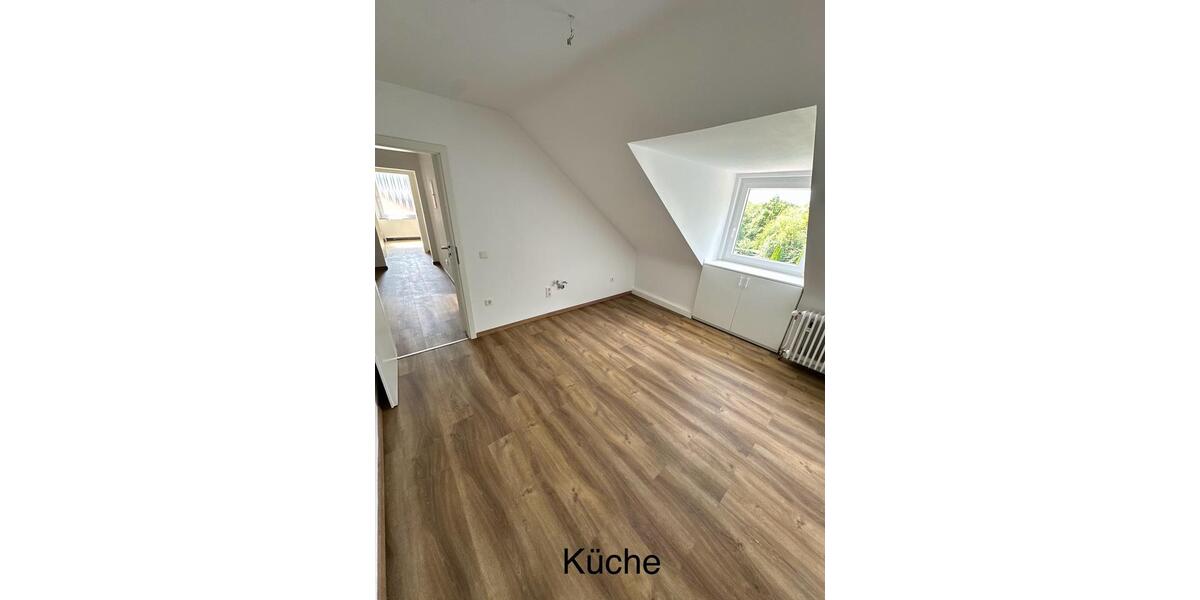 Dachgeschoßwohnung Gelsenkirchen Gelsenkirchen-Nord - 3 Zimmer, 61 m&sup2;, 730&euro; | Angebot:26399824