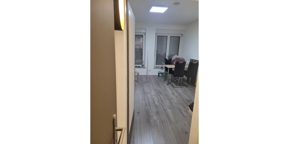 Erdgeschoßwohnung Wuppertal - 1 Zimmer, 25 m&sup2;, 240&euro; | Angebot:26234626