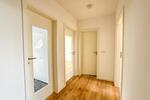 Renovierte 3-Zimmer-Wohnung mit Balkon & Stellplatz