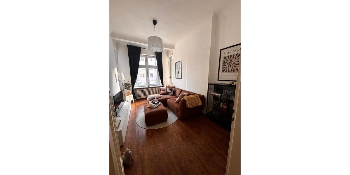 Romantische Single- oder Pärchenaltbauwohnung in Premiumlage 3 zimmer