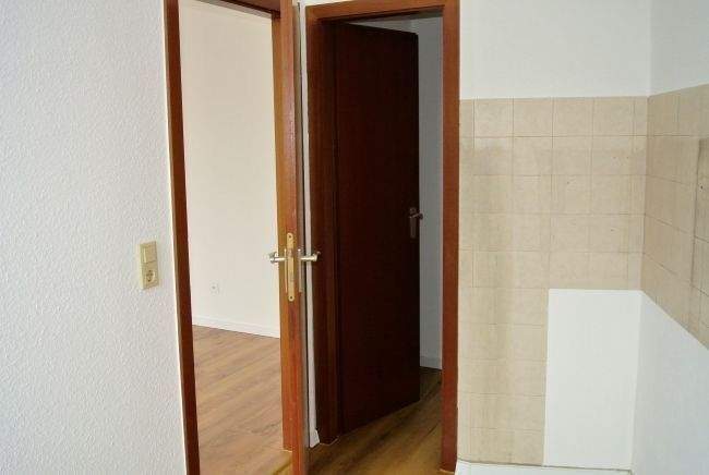 In einem Patrizierhaus mit hohen Decken befindet sich eine 4 Zimmer-Wohnung mit neuer Ausstattung für Altbauliebhaber**** 4 zimmer