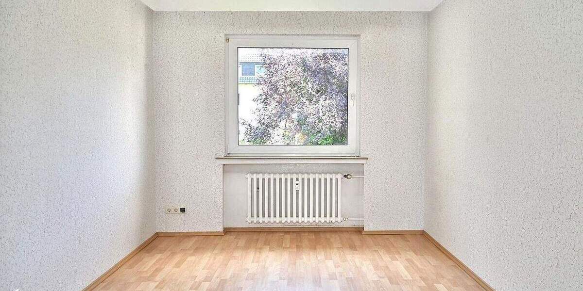 Etagenwohnung Bochum Harpen - 3 Zimmer, 77 m&sup2;, 155.000&euro; | Angebot:25339447