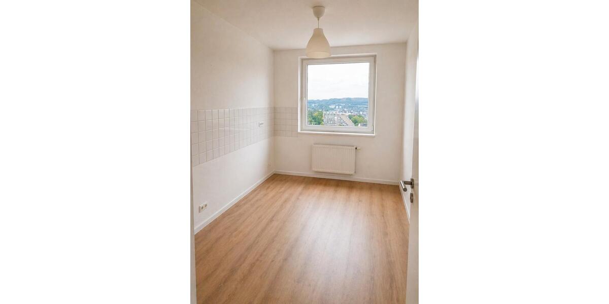 Dachgeschoßwohnung Wuppertal Gemarkung Langerfeld - 2 Zimmer, 65 m&sup2;, 471&euro; | Angebot:26248403