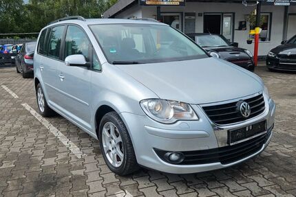 VW Touran 166.498 km 3.490 € Bottrop 46236