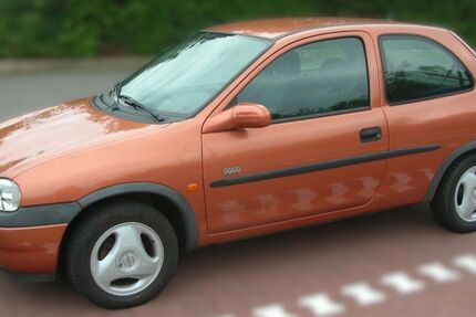 Opel Corsa 130.000 km 2.500 &euro; Schwelm 58332
