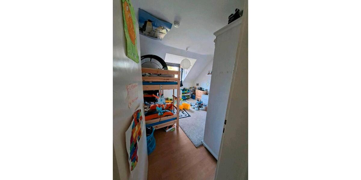 Dachgeschoßwohnung Essen Stadtbezirk IV - 3 Zimmer, 67 m&sup2;, 855&euro; | Angebot:26236994