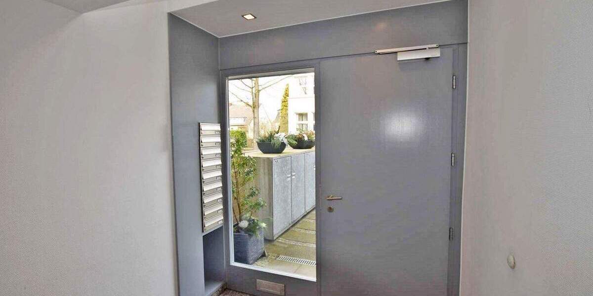 Etagenwohnung Essen Bredeney - 2 Zimmer, 52 m&sup2;, 240.000&euro; | Angebot:23367619