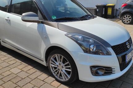 Suzuki Swift 61.000 km 10.950 &euro; Dortmund 44369