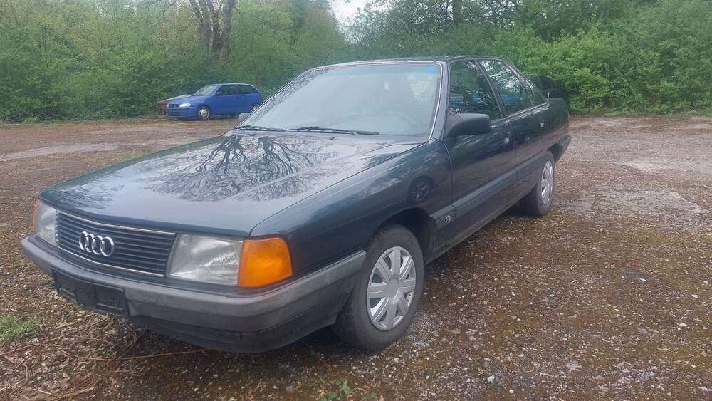 Audi 100 215.000 km 2.222 &euro; Bochum 44869