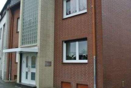 schickesgepflegtes und renoviertes Großraum-Apartment mit Balkon **Hochparterre 1 zimmer