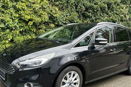 Ford S-Max 191.000 km 9.290 &euro; Wuppertal 42281
