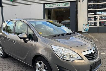 Opel Meriva 103.000 km 6.890 € Bottrop 46238