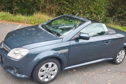 Opel Tigra 186.000 km 2.700 € Bottrop 46244