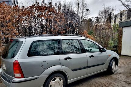 Ford Focus 263.500 km 1.700 &euro; Essen 45144