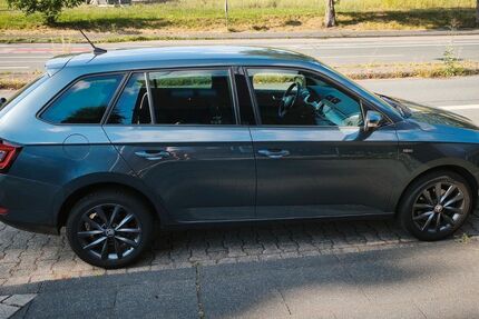 Skoda Fabia 59.000 km 14.200 &euro; Witten 58455