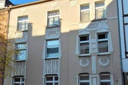 Baugrundstück und charmantes 4 FH mit großem Garten, alles in einem Paket 1 zimmer