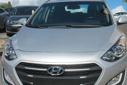 Hyundai i30 143.052 km 11.790 € Herne 44653