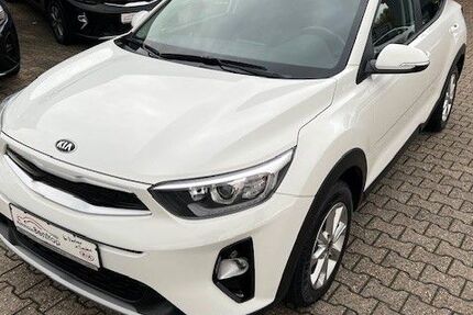 Kia Stonic 65.000 km 12.280 € Bochum 44807