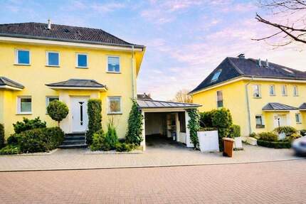 Familienfreundliche, Doppelhaushälfte mit Garage in ruhiger Sackgasse 5 zimmer