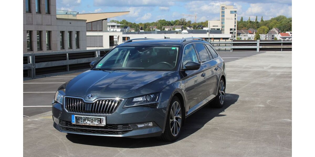 Skoda Superb 197.000 km 15.500 &euro; Dortmund Berghofen 44269