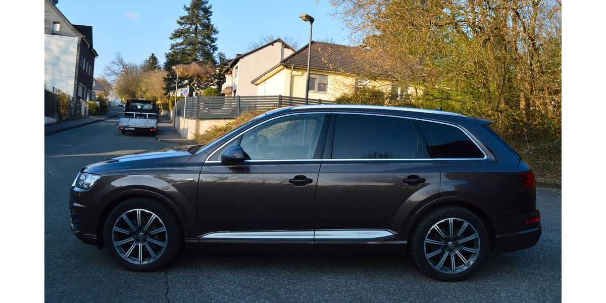 Audi Q7 379.000 km 19.300 &euro; Wuppertal 42279