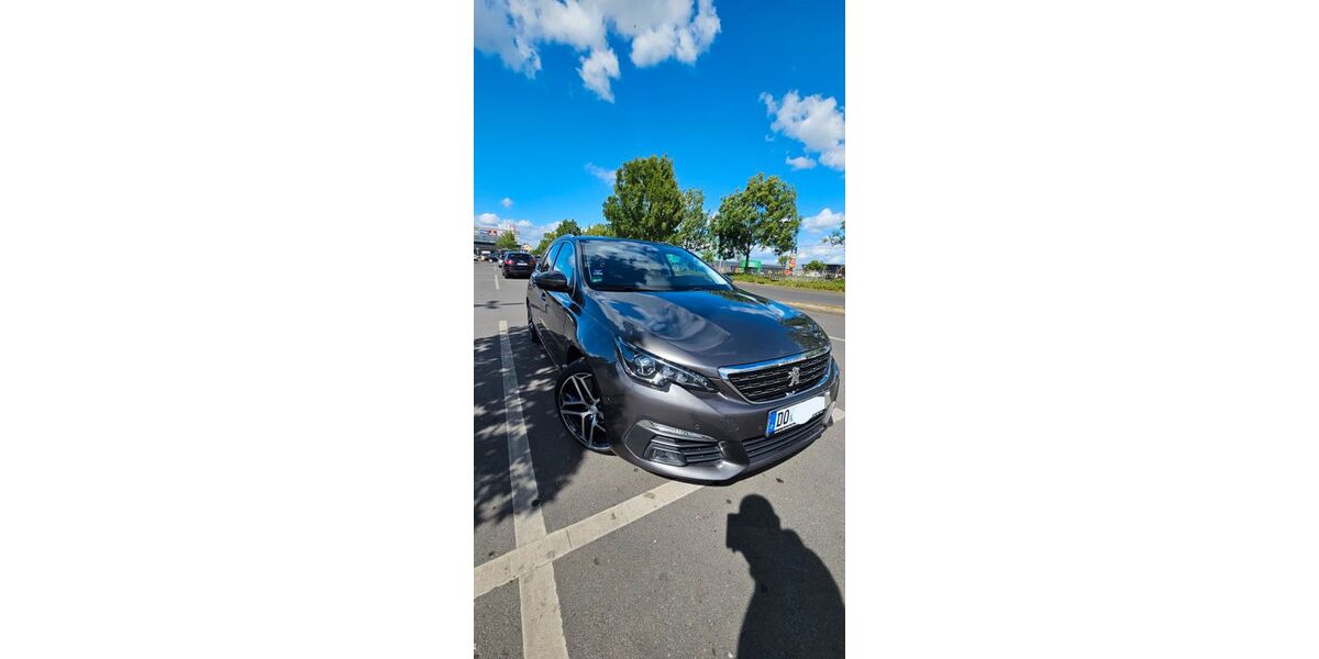 Peugeot 308 120.000 km 11.500 € Dortmund 44145