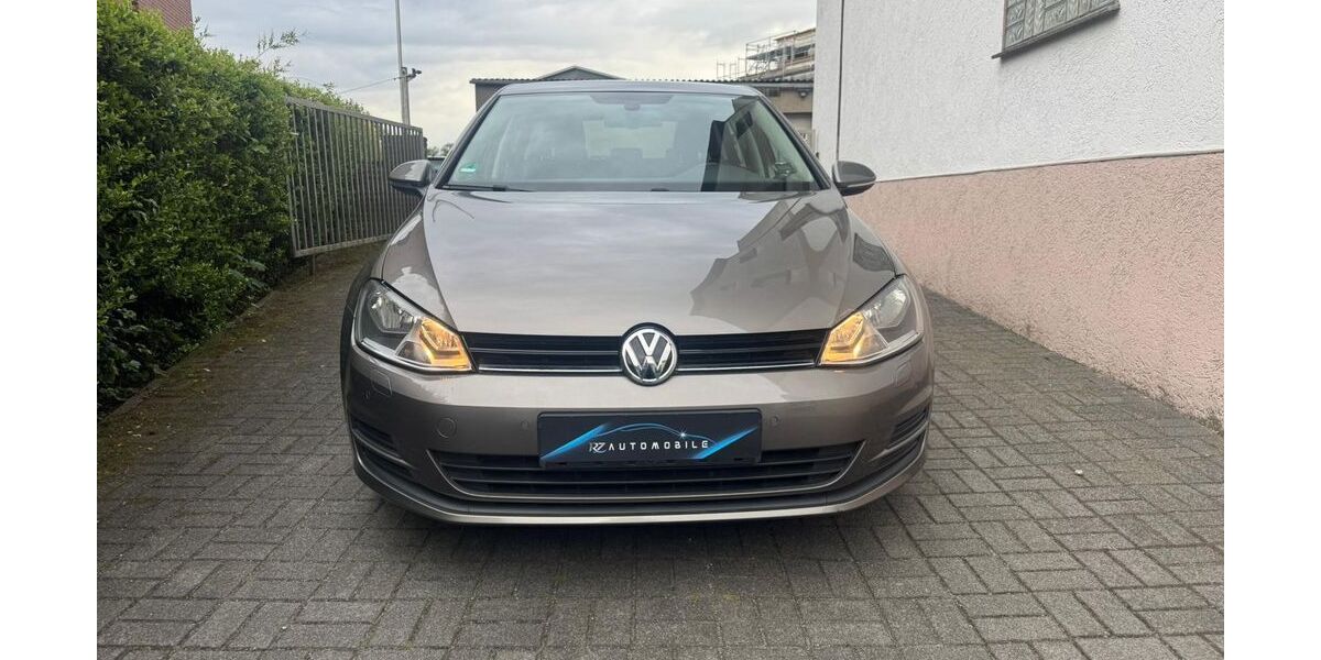 VW Golf 99.400 km 8.999 &euro; Oer-Erkenschwick 45739