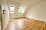 Renovierte 3-Zimmer-Wohnung mit Balkon & Stellplatz