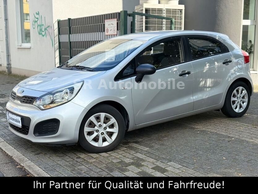 Kia Rio 138.000 km 5.900 € Recklinghausen 45661