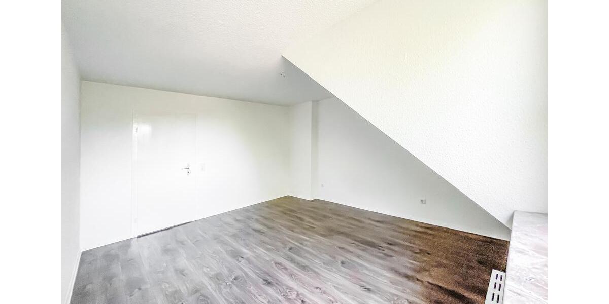 Dachgeschoßwohnung Bochum Bochum-Ost - 4.5 Zimmer, 100 m&sup2;, 680&euro; | Angebot:26348220