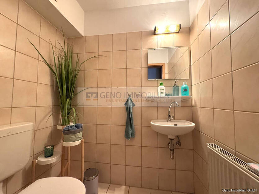 Büro-Praxisfläche im Essener Süden!