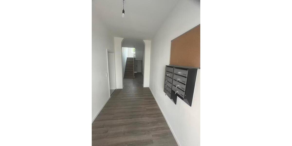 Dachgeschoßwohnung Gelsenkirchen Gelsenkirchen-West - 4 Zimmer, 80 m&sup2;, 640&euro; | Angebot:26336406