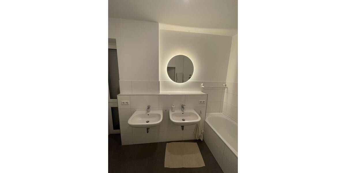 Etagenwohnung Dortmund Hörde - 3 Zimmer, 90 m&sup2;, 1.445&euro; | Angebot:26695018