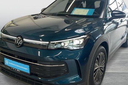 VW Tiguan 25.780 km 37.990 &euro; Duisburg 47178