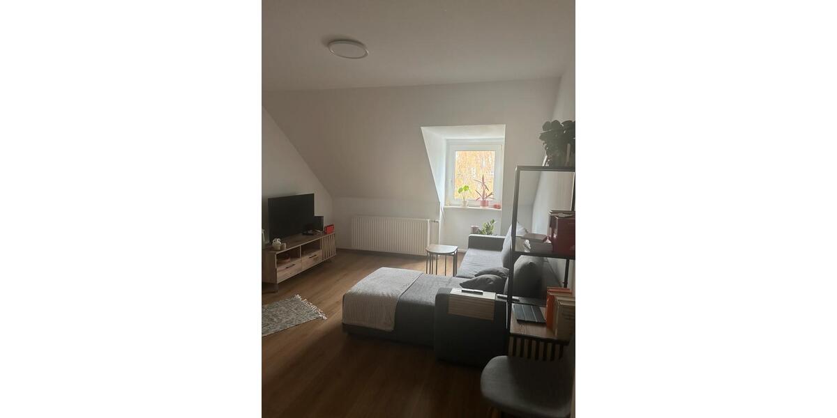 Dachgeschoßwohnung Wuppertal Elberfeld - 2 Zimmer, 60 m&sup2;, 650&euro; | Angebot:26190221