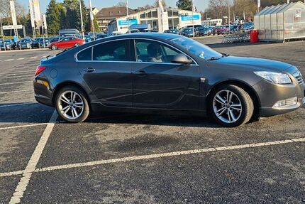 Opel Insignia 109.740 km 8.000 &euro; Bochum 44892