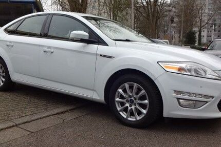 Ford Mondeo 230.000 km 5.500 € Essen 45276
